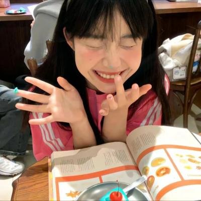 卫星女孩和奶牛